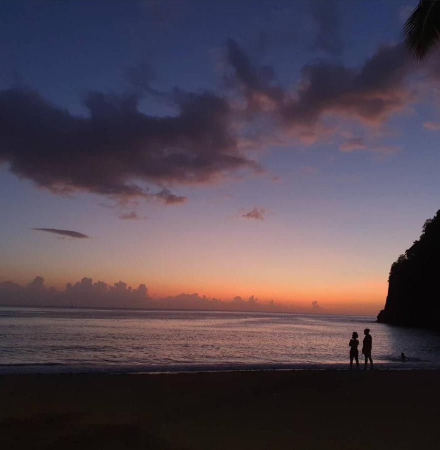 Hummingbird Beach Resort Soufriere Exterior photo